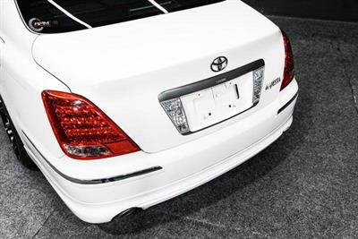 2004 Toyota Crown - Thumbnail