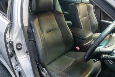 2008 Toyota Crown - Thumbnail