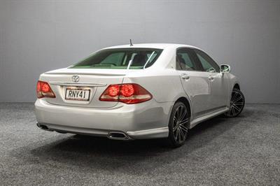 2008 Toyota Crown - Thumbnail