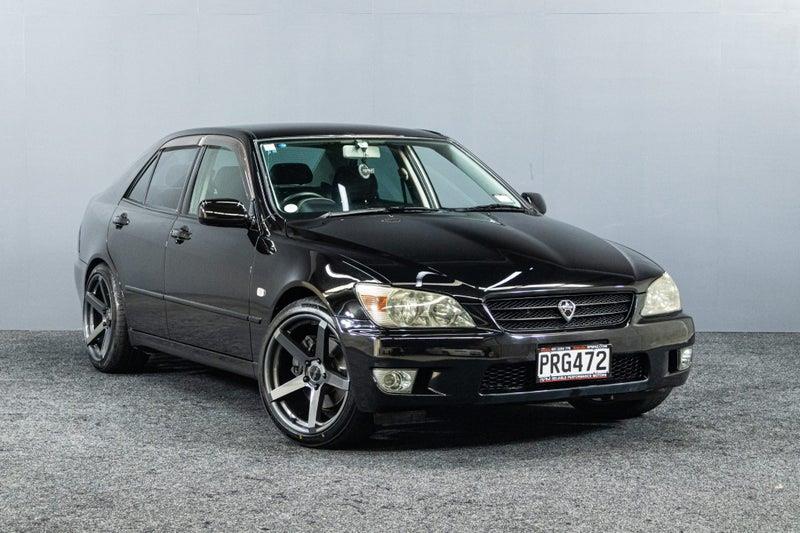 2000 Toyota Altezza