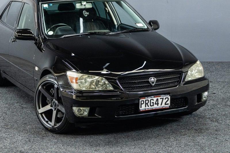 2000 Toyota Altezza