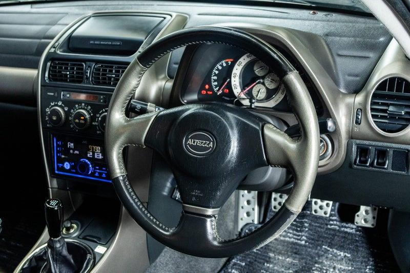 2000 Toyota Altezza