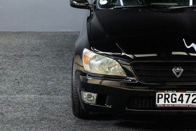2000 Toyota Altezza