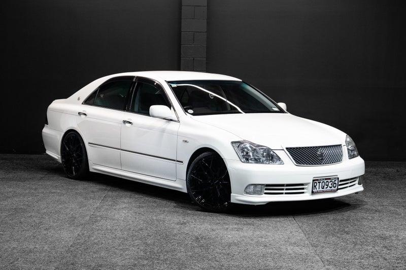 2004 Toyota Crown