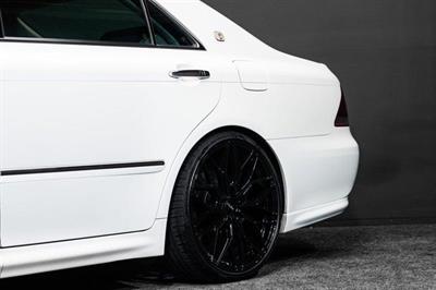 2004 Toyota Crown - Thumbnail