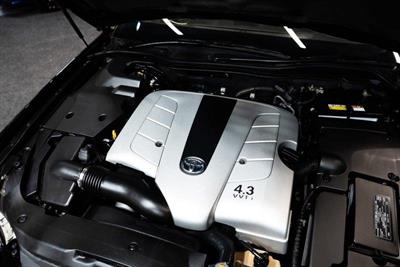 2004 Toyota Crown - Thumbnail