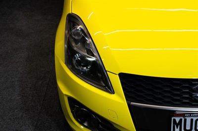 2012 Suzuki Swift - Thumbnail
