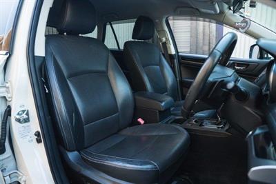 2015 Subaru Outback - Thumbnail