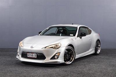 2012 Toyota 86GT - Thumbnail