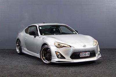 2012 Toyota 86GT - Thumbnail