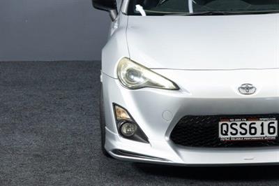 2012 Toyota 86GT - Thumbnail