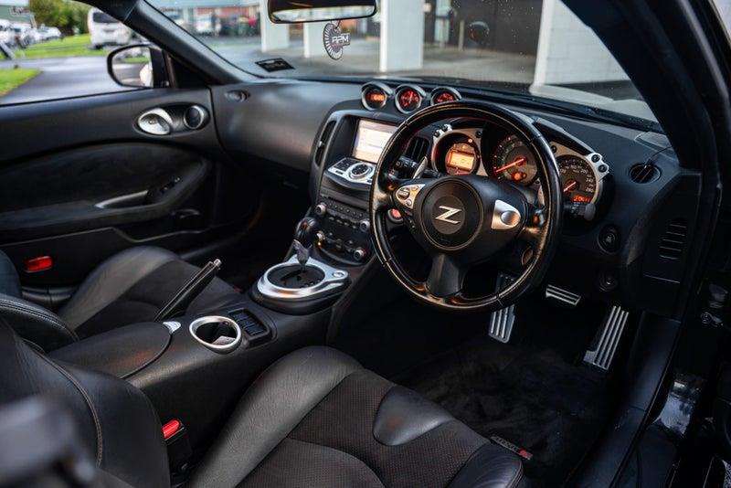 2009 Nissan Fairlady
