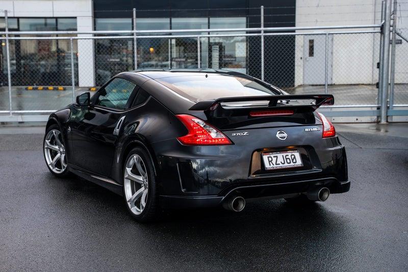 2009 Nissan Fairlady