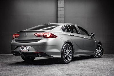 2019 Holden Commodore - Thumbnail