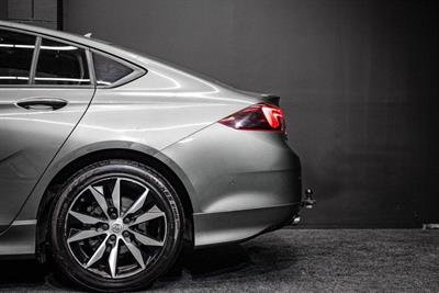 2019 Holden Commodore - Thumbnail