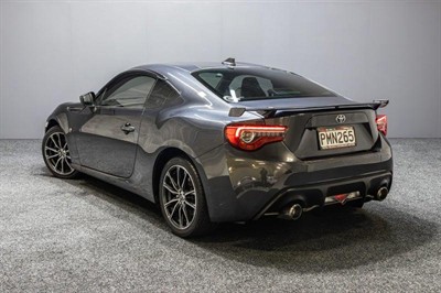 2019 Toyota 86 - Thumbnail
