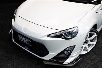 2012 Toyota 86 - Thumbnail