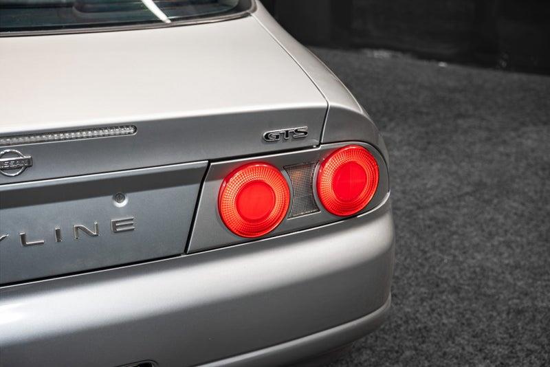 1996 Nissan Skyline