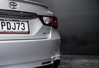 2010 Toyota MARK-X - Thumbnail