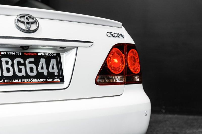 2004 Toyota Crown
