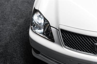2004 Toyota Crown - Thumbnail