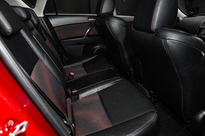 2013 Mazda Axela - Thumbnail