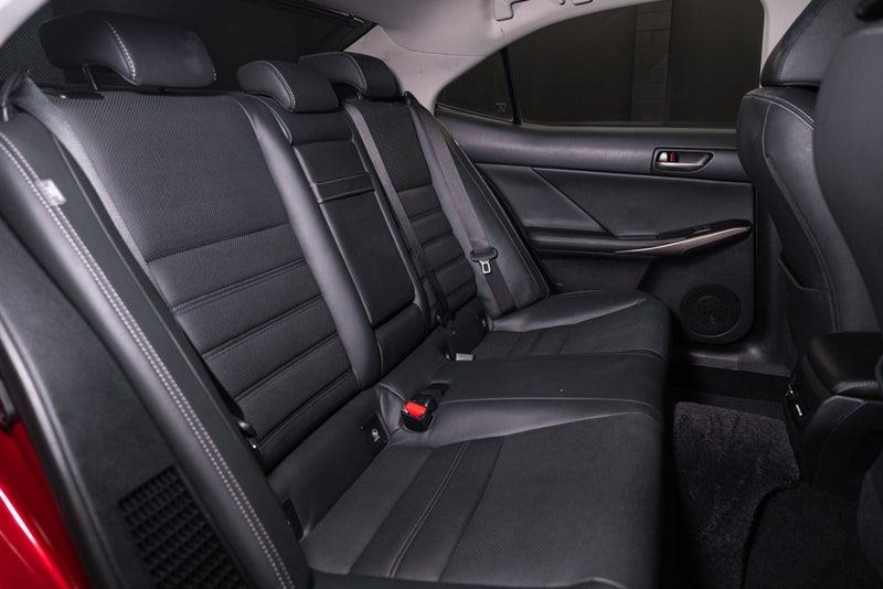 2017 Lexus IS 300h
