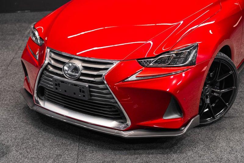 2017 Lexus IS 300h