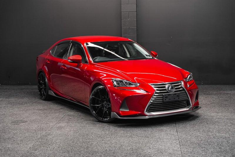 2017 Lexus IS 300h