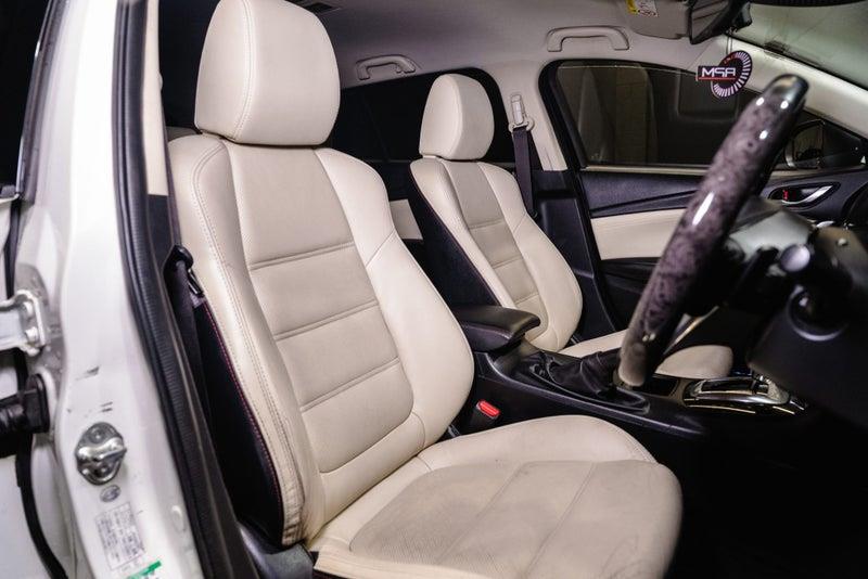2014 Mazda Atenza