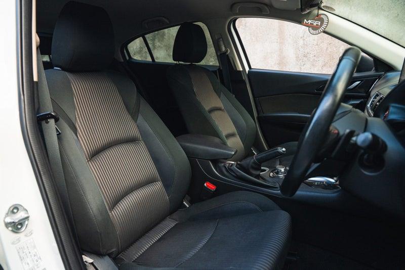 2014 Mazda Axela