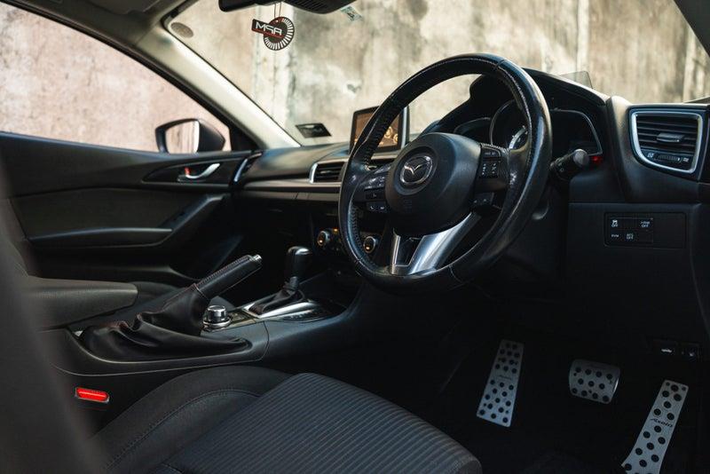 2014 Mazda Axela