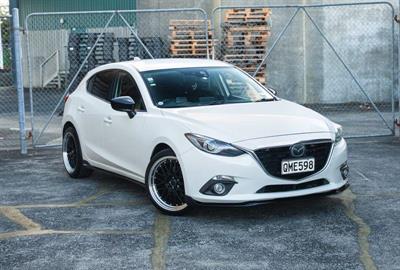 2014 Mazda Axela - Thumbnail