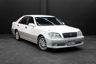 2000 Toyota Crown - Thumbnail