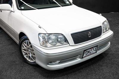 2000 Toyota Crown - Thumbnail