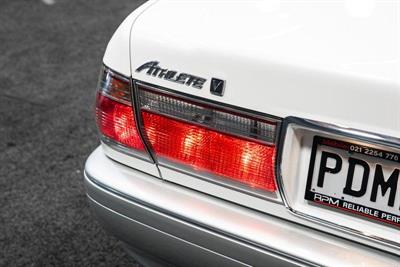 2000 Toyota Crown - Thumbnail