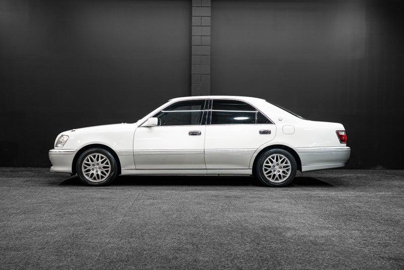 2000 Toyota Crown