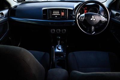 2008 Mitsubishi Galant - Thumbnail