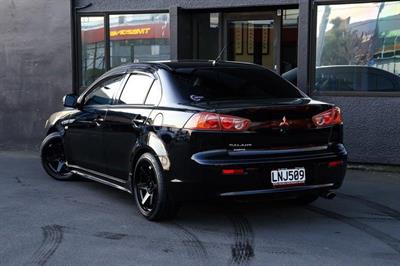 2008 Mitsubishi Galant - Thumbnail