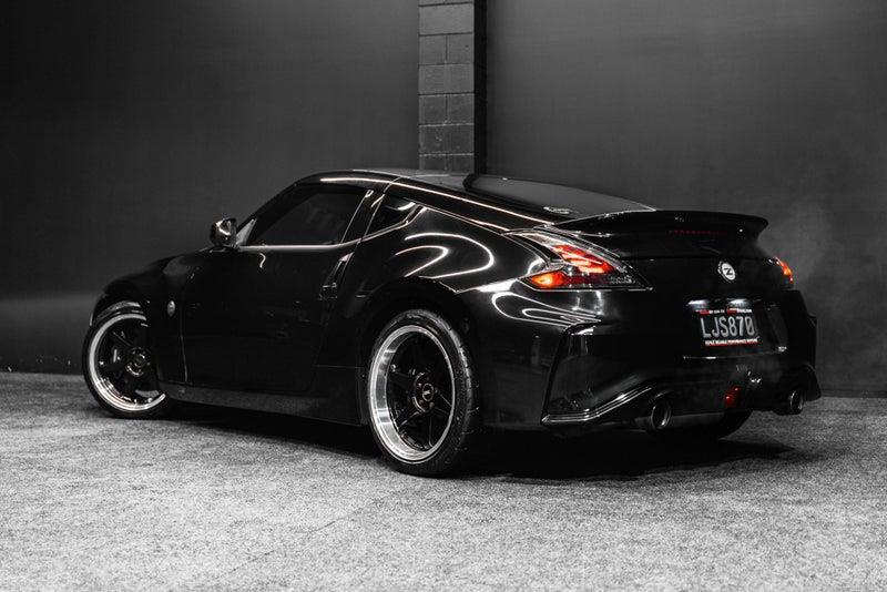 2010 Nissan Fairlady