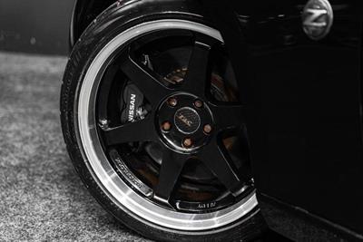 2010 Nissan Fairlady - Thumbnail