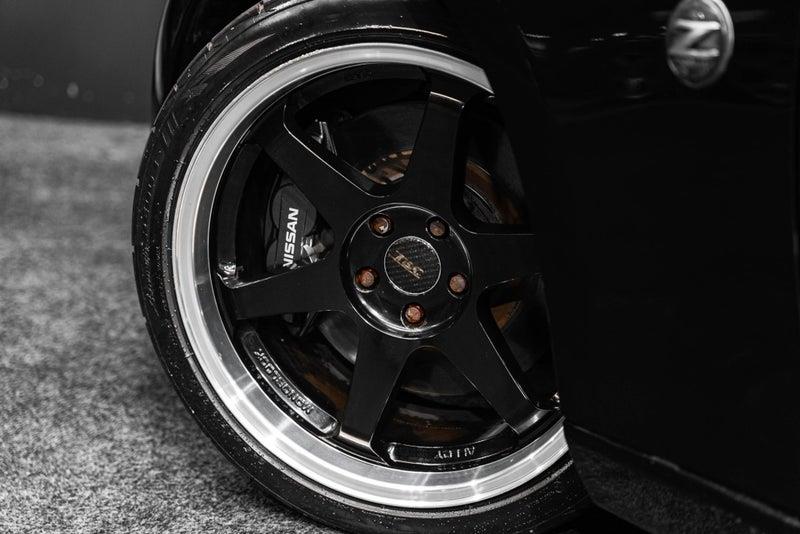 2010 Nissan Fairlady