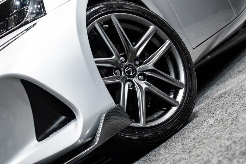 2016 Lexus IS 300h