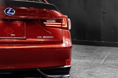 2013 Lexus IS 300h - Thumbnail