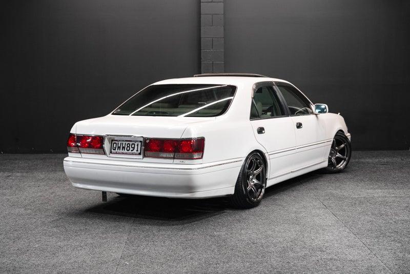 2000 Toyota Crown