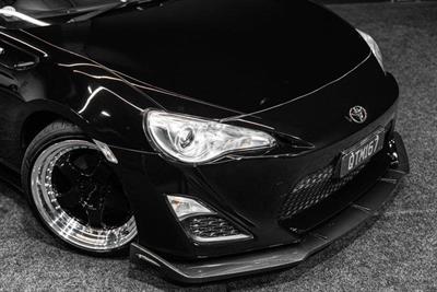2012 Toyota 86 - Thumbnail