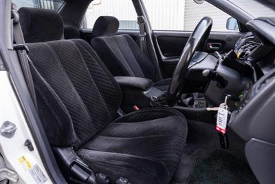 1998 Toyota Chaser - Thumbnail