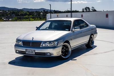 2000 Nissan Laurel