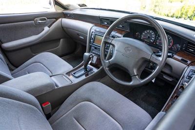 2000 Nissan Laurel - Thumbnail