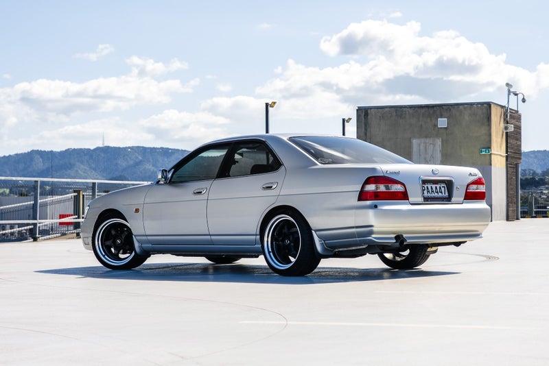 2000 Nissan Laurel